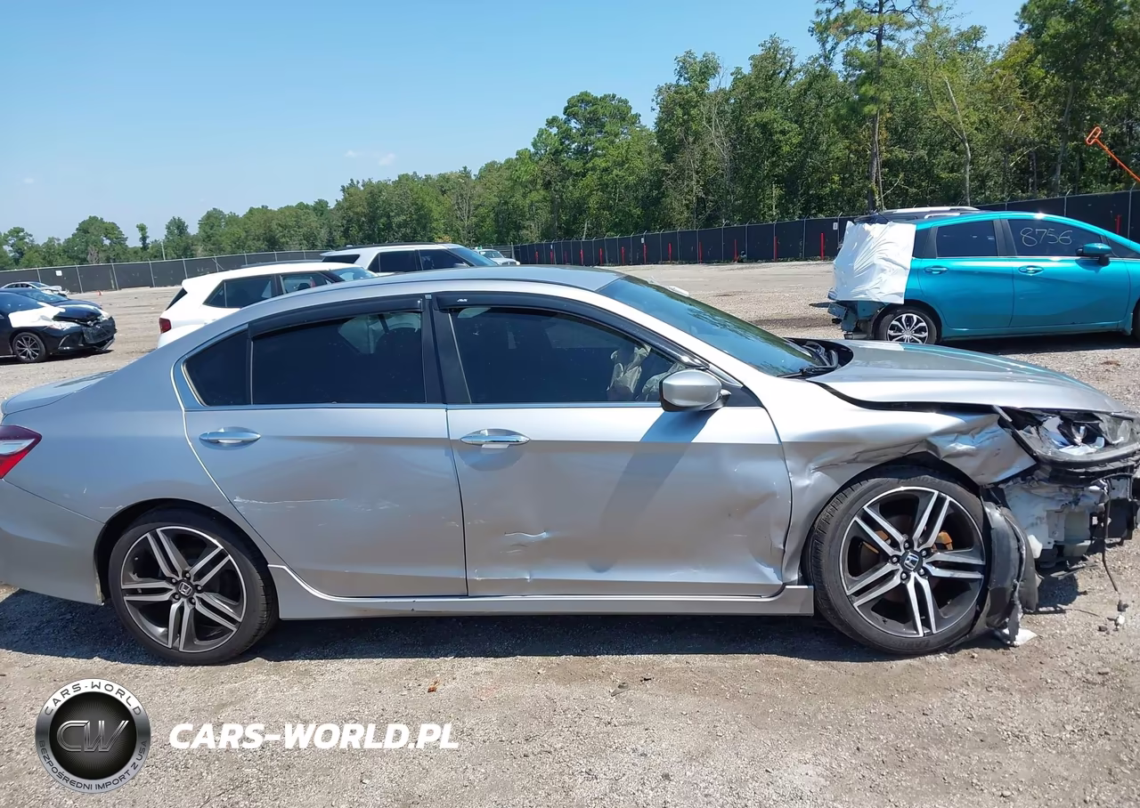 2016 Honda Accord Sport VIN:1HGCR2F57GA120935 - 14