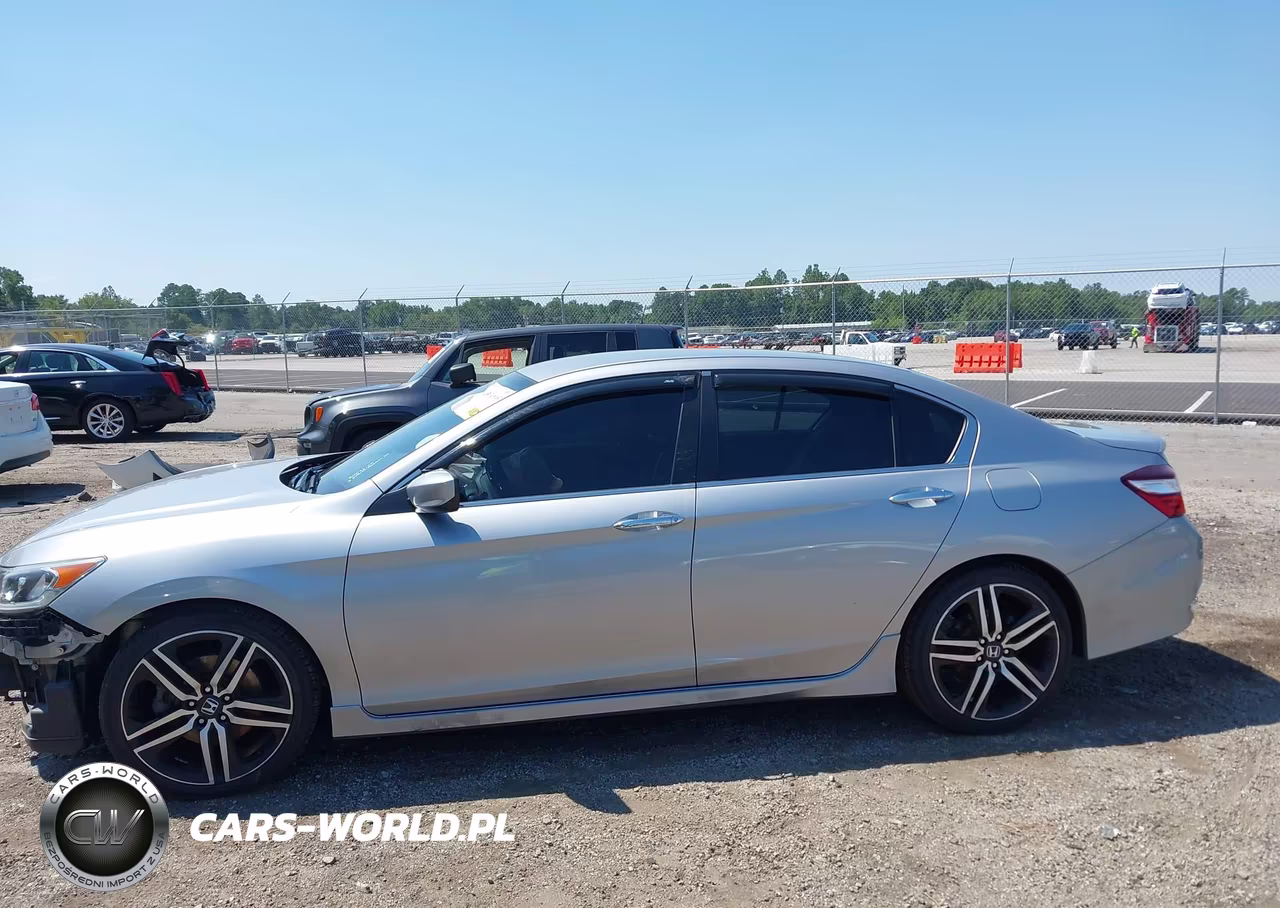2016 Honda Accord Sport VIN:1HGCR2F57GA120935 - 15