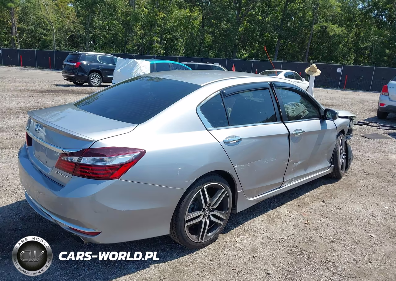 2016 Honda Accord Sport VIN:1HGCR2F57GA120935 - 4