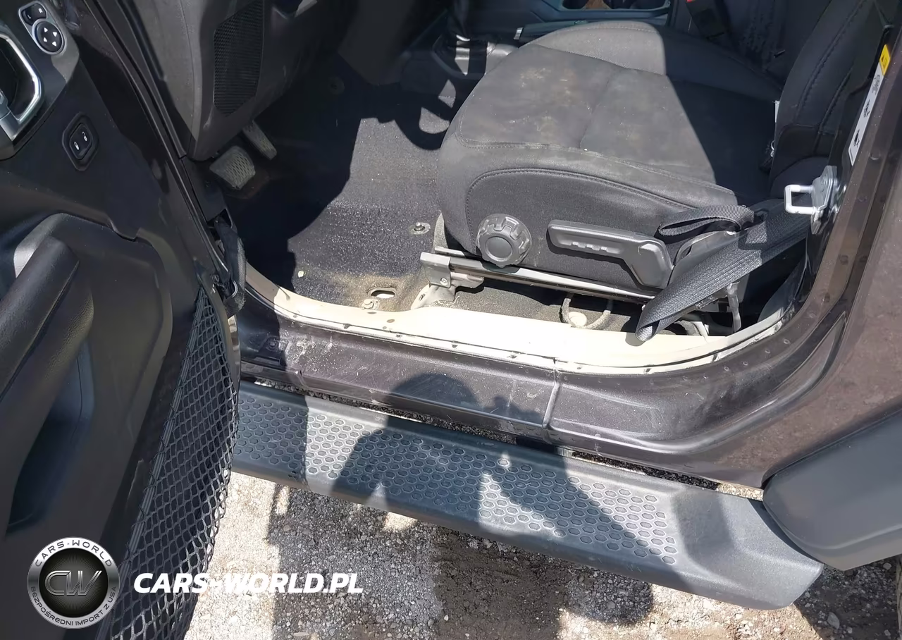 2018 Jeep Wrangler Sport S 4X4 VIN:1C4GJXAG5JW161412 - 6