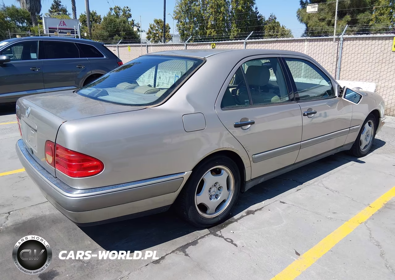 1997 Mercedes-Benz E 420 VIN:WDBJF72F4VA283936 - 4