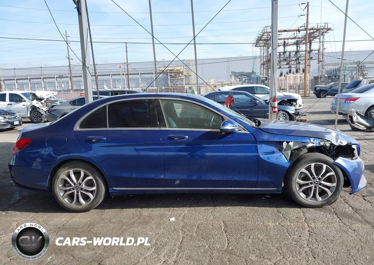 2017 Mercedes-Benz C 300 Luxury-Sport VIN:55SWF4JB6HU211621 - 13