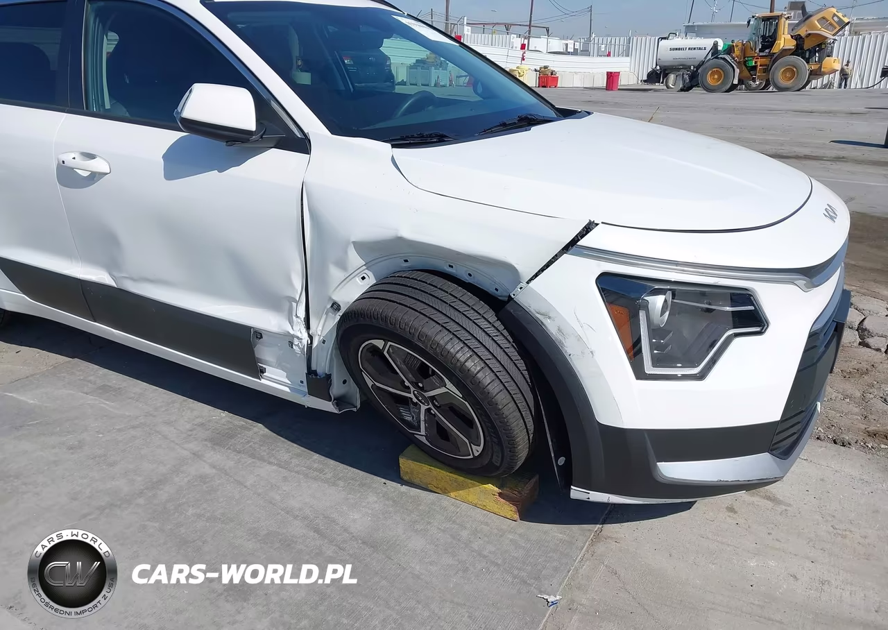 2023 Kia Niro Ex VIN:KNDCR3LE4P5078144 - 6