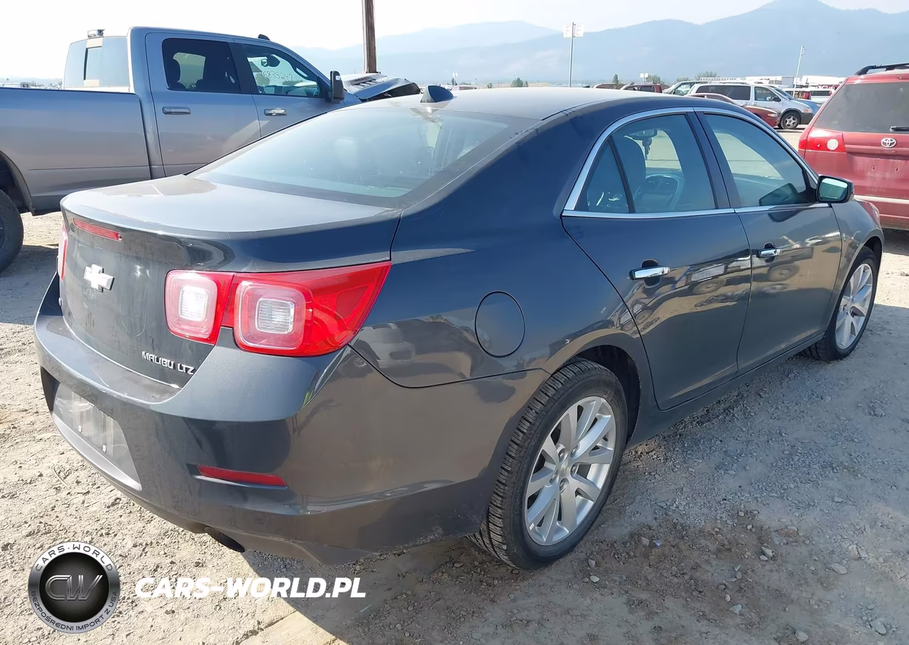 2014 Chevrolet Malibu 1Lz VIN:1G11H5SL2EF201963 - 4