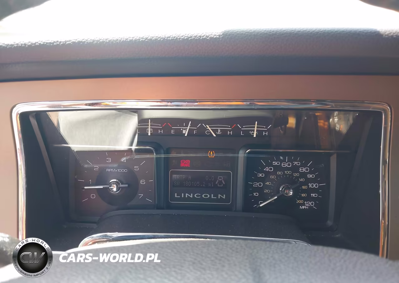 2011 Lincoln Navigator L VIN:5LMJJ3H50BEJ08233 - 7