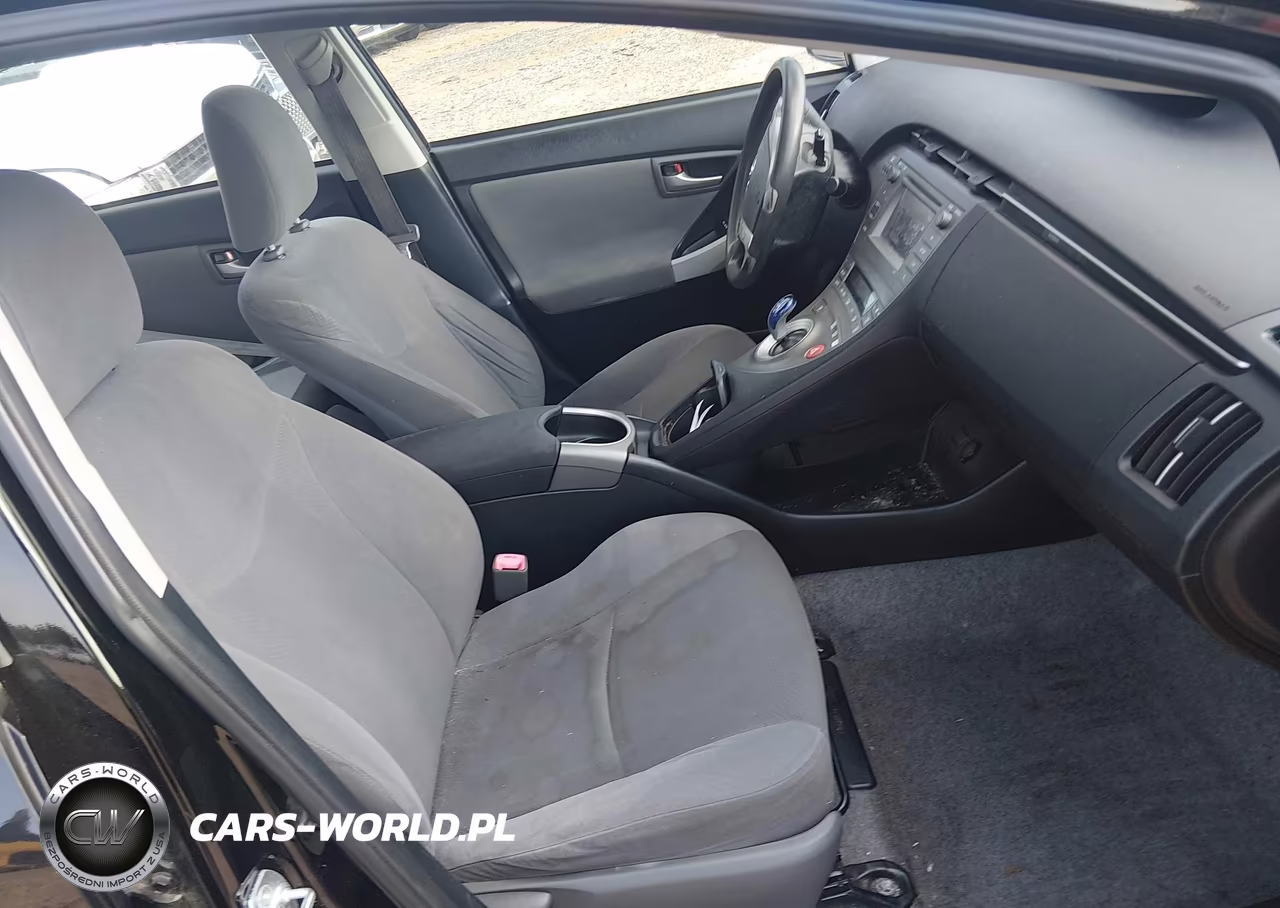 2012 Toyota Prius Two VIN:JTDKN3DU8C5473371 - 5