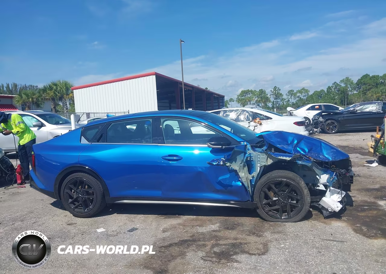2025 Kia K4 Gt-Line Turbo VIN:3KPFW4DCXSE157596 - 13