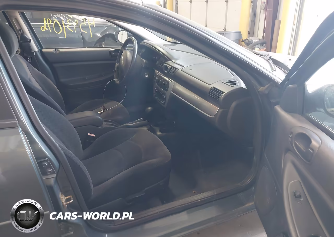 2005 Chrysler Sebring Touring VIN:1C3EL56RX5N528501 - 5