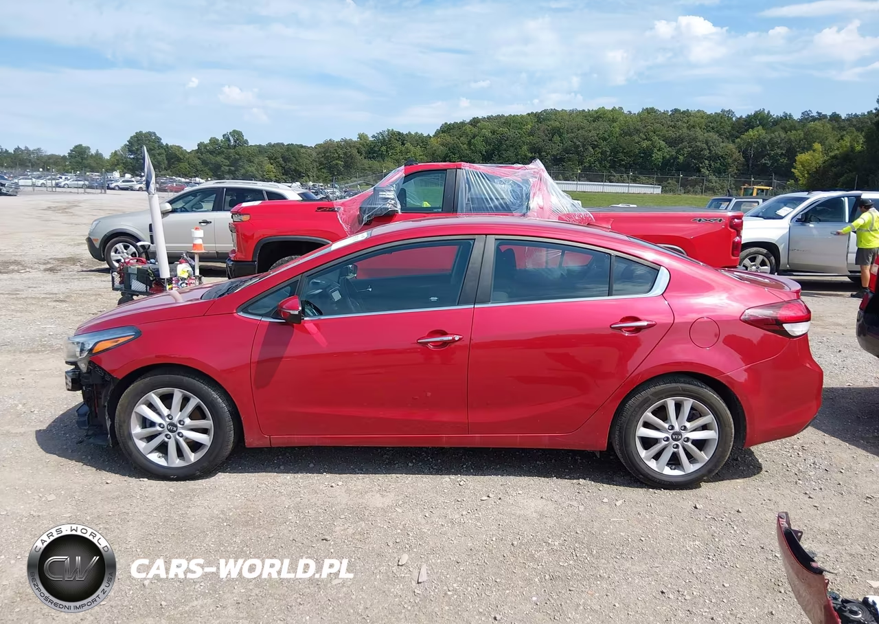 2017 Kia Forte S VIN:3KPFL4A73HE117630 - 15