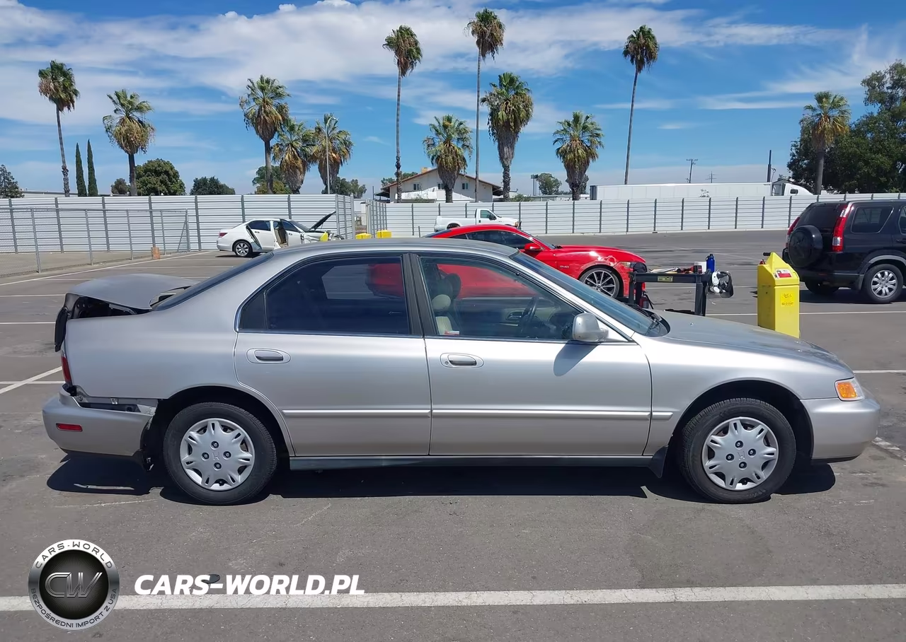 1996 Honda Accord Value VIN:1HGCD5690TA258619 - 13