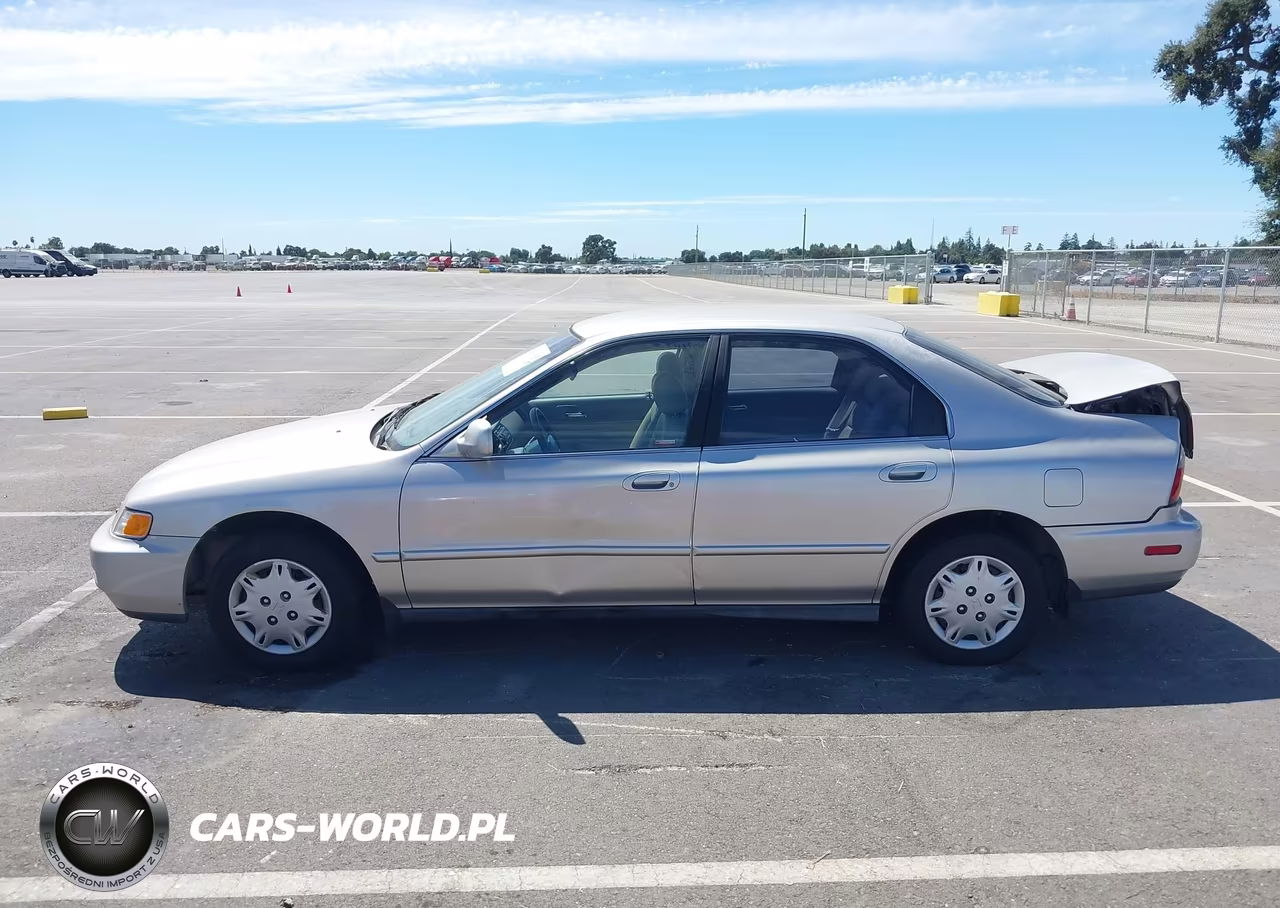 1996 Honda Accord Value VIN:1HGCD5690TA258619 - 14