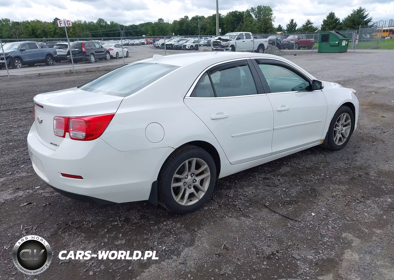 2013 Chevrolet Malibu 1Lt VIN:1G11C5SA4DF205749 - 4