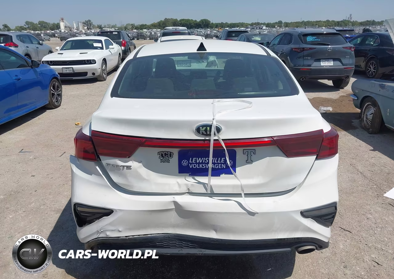 2021 Kia Forte Lxs VIN:3KPF24AD8ME316353 - 16