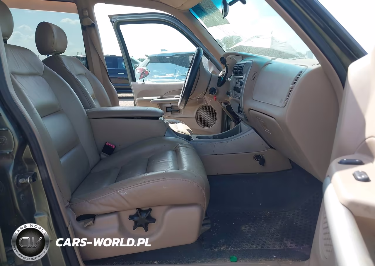 2001 Ford Explorer Sport Trac VIN:1FMZU67E01UC71260 - 5