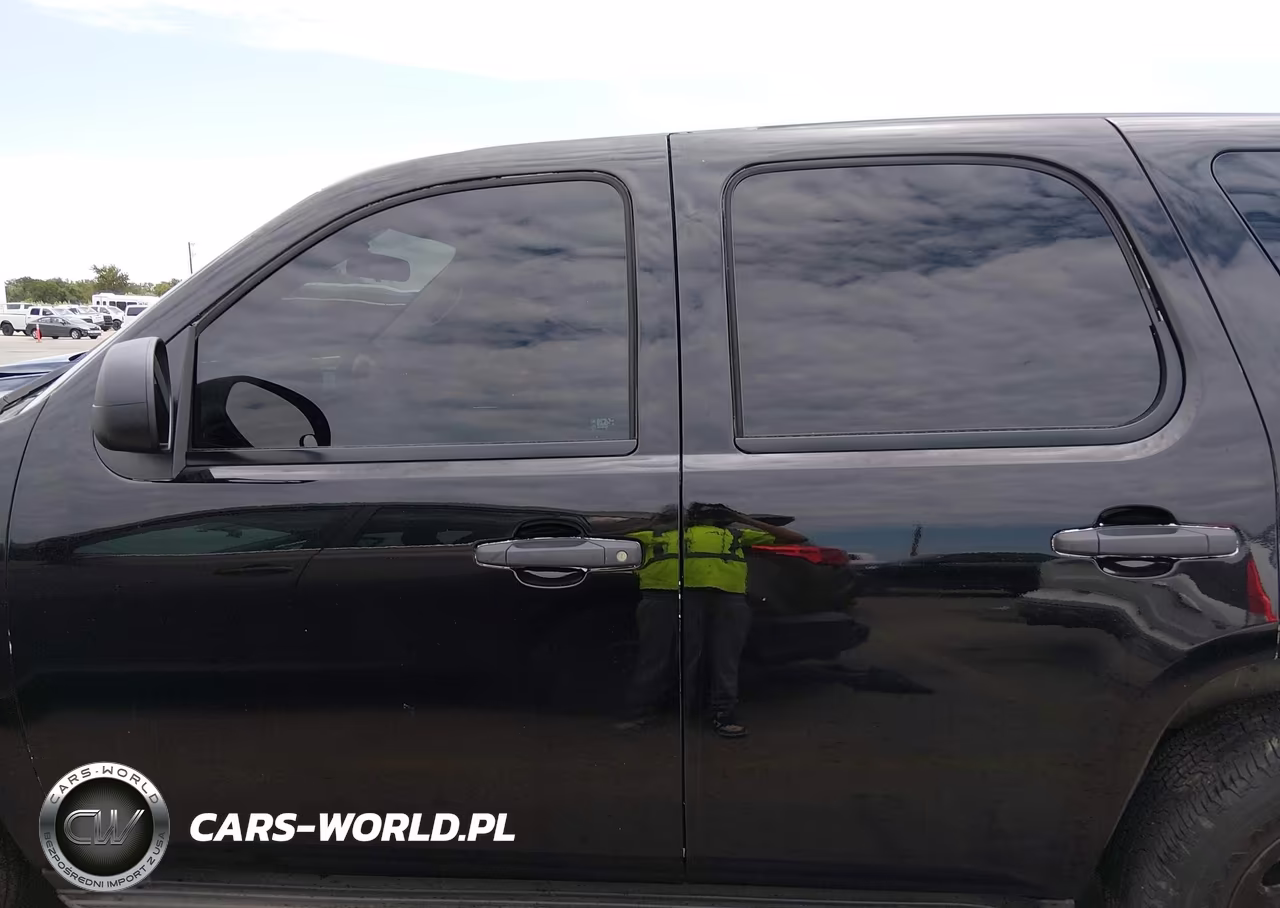 2014 Chevrolet Tahoe Commercial VIN:1GNLC2E04ER194907 - 14
