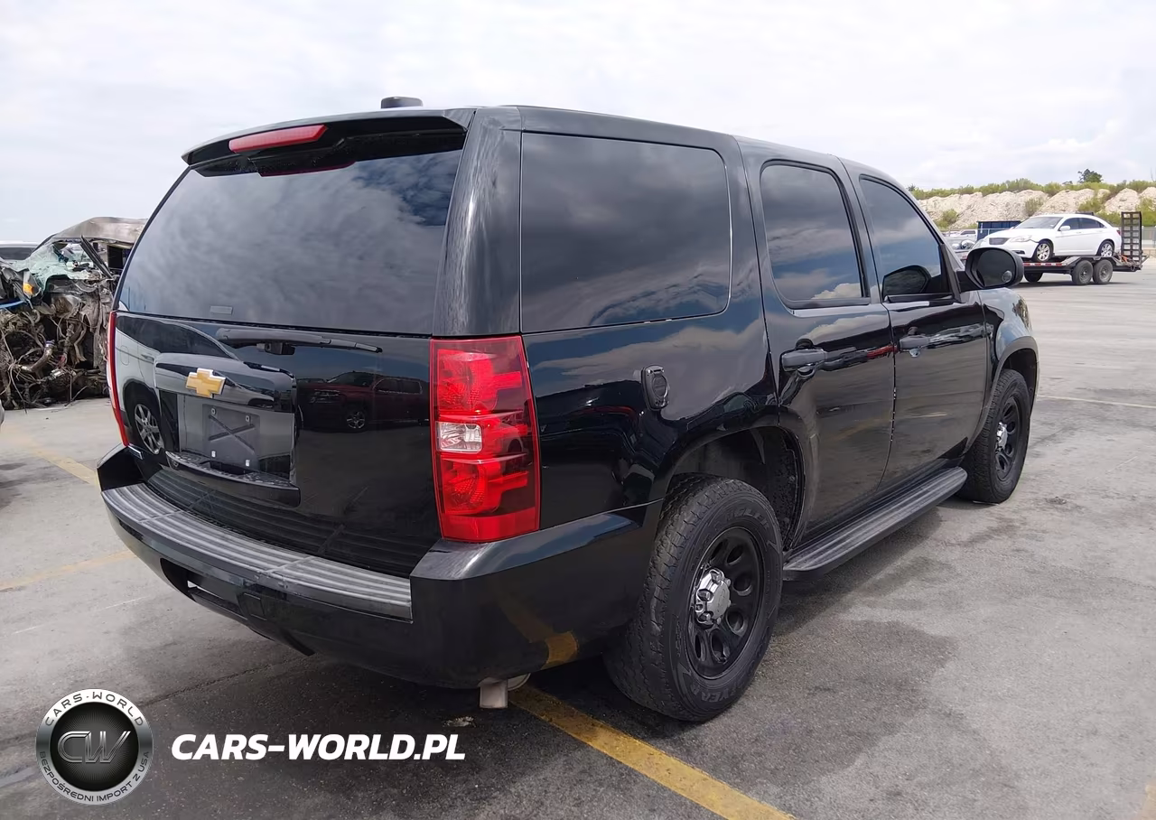 2014 Chevrolet Tahoe Commercial VIN:1GNLC2E04ER194907 - 4