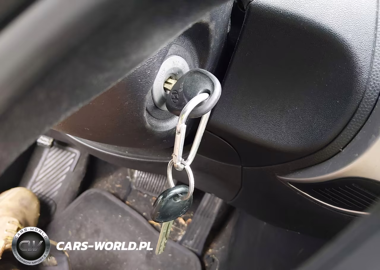 2012 Hyundai Tucson Limited VIN:KM8JUCAC7CU369420 - 11