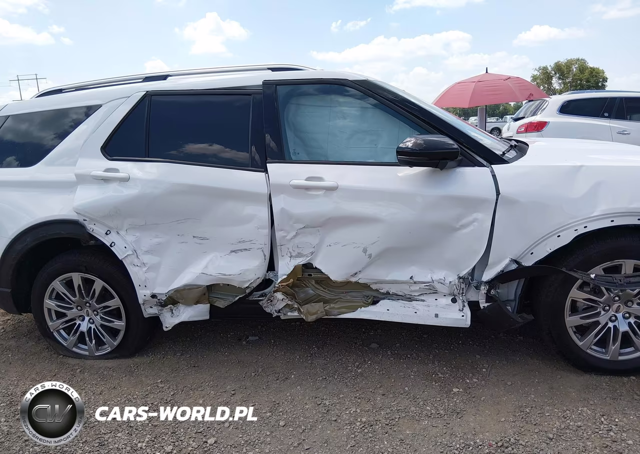 2026 Ford Explorer Platinum VIN:1FMUK7HH5TGC06243 - 6