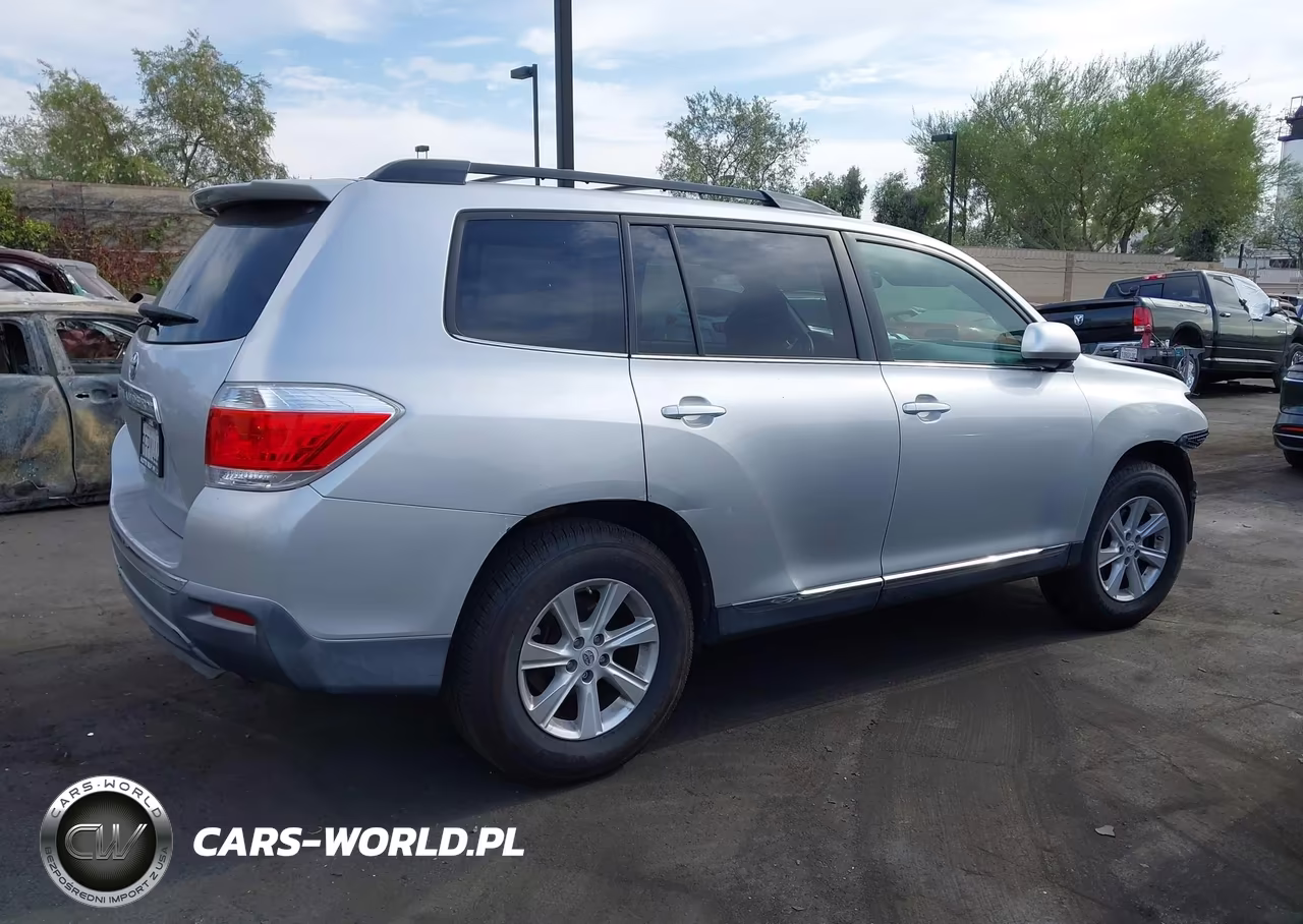 2011 Toyota Highlander Base V6 VIN:5TDZK3EH8BS041185 - 14