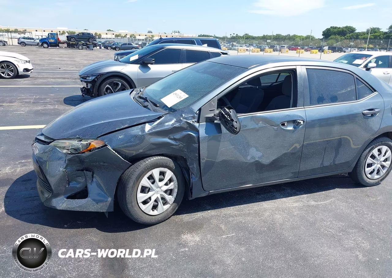 2019 Toyota Corolla L VIN:2T1BURHE9KC126397 - 6