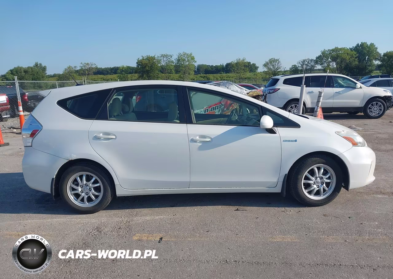 2012 Toyota Prius V Three VIN:JTDZN3EU1C3175740 - 13