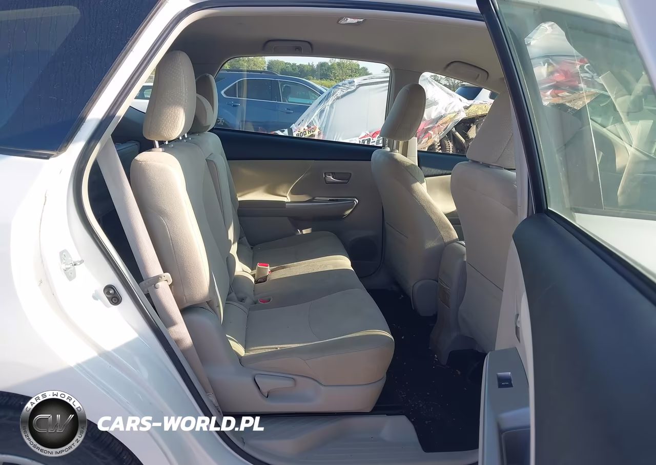 2012 Toyota Prius V Three VIN:JTDZN3EU1C3175740 - 8
