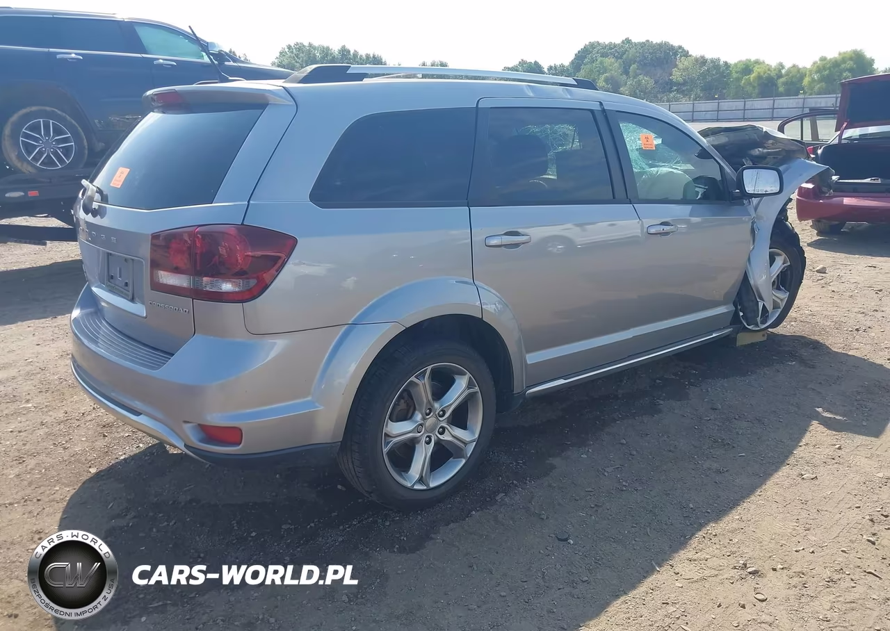 2017 Dodge Journey Crossroad VIN:3C4PDCGB2HT609634 - 4