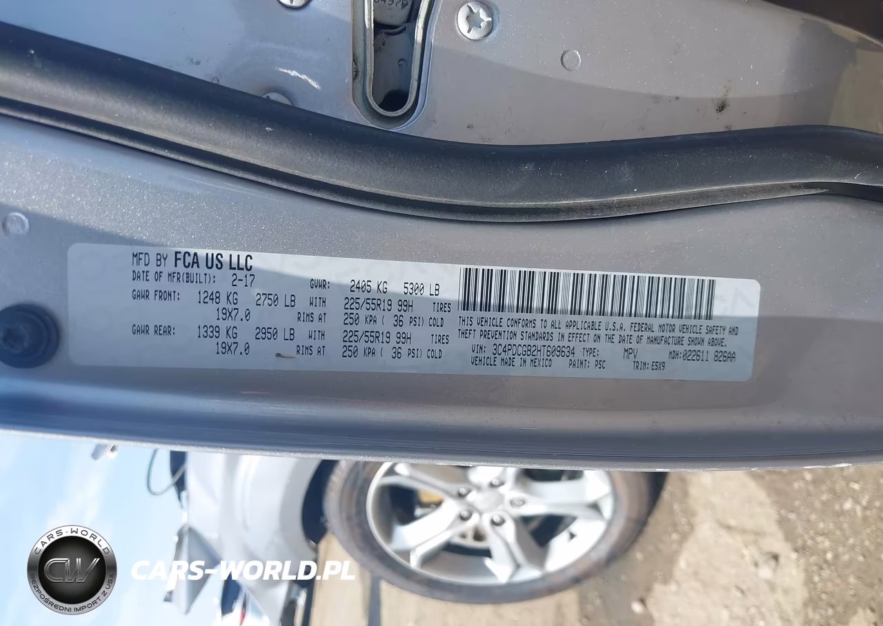 2017 Dodge Journey Crossroad VIN:3C4PDCGB2HT609634 - 9