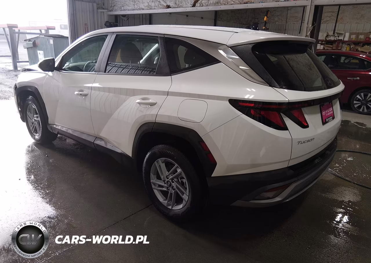 2026 Hyundai Tucson Se VIN:5NMJACDE0TH724719 - 3