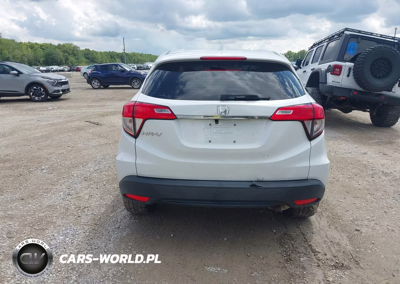 2019 Honda Hr-V Lx VIN:3CZRU5H30KM710226 - 17