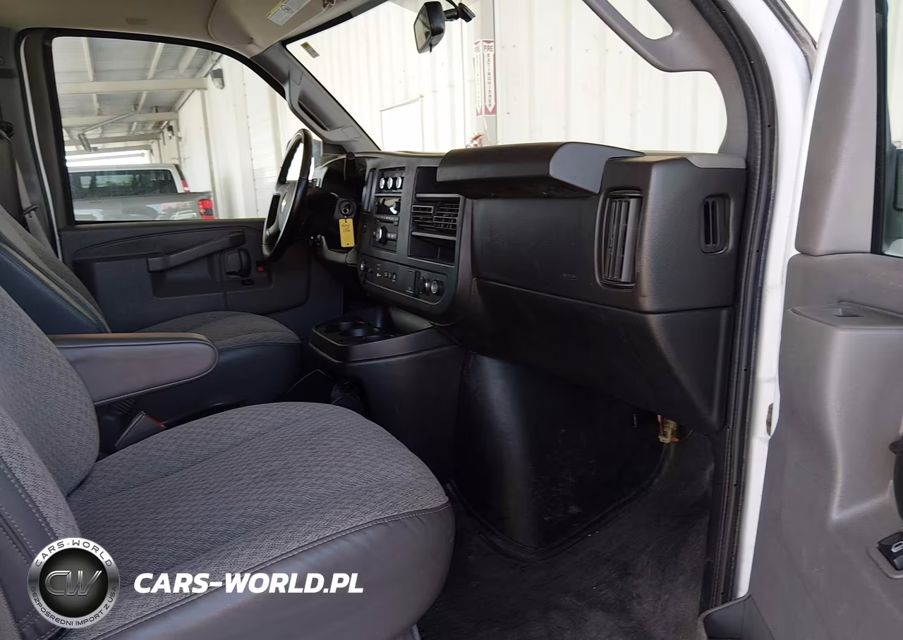 2020 Chevrolet Express Passenger Rwd 3500 Extended Wheelbase Ls VIN:1GAZGNFG2L1251002 - 5