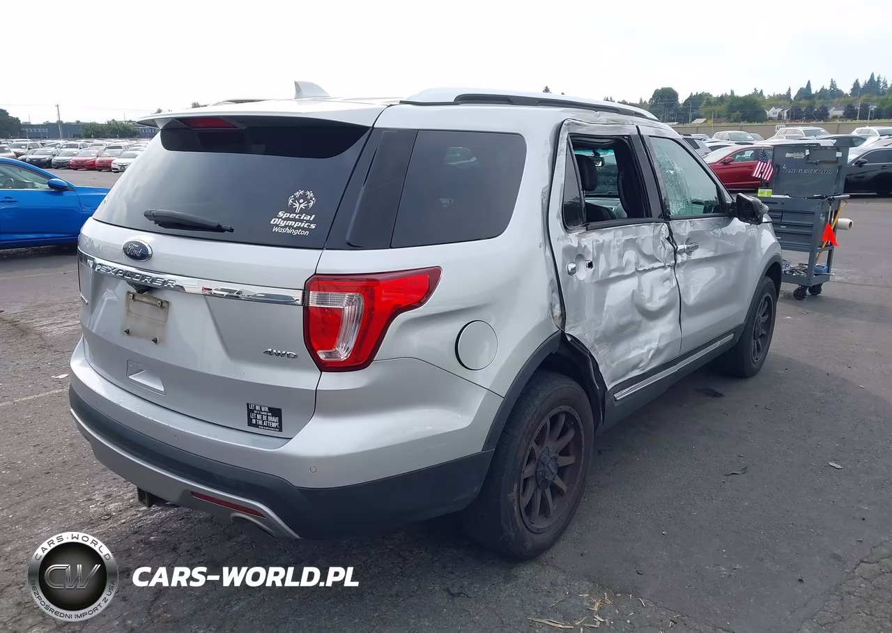 2016 Ford Explorer Limited VIN:1FM5K8F86GGA45128 - 4