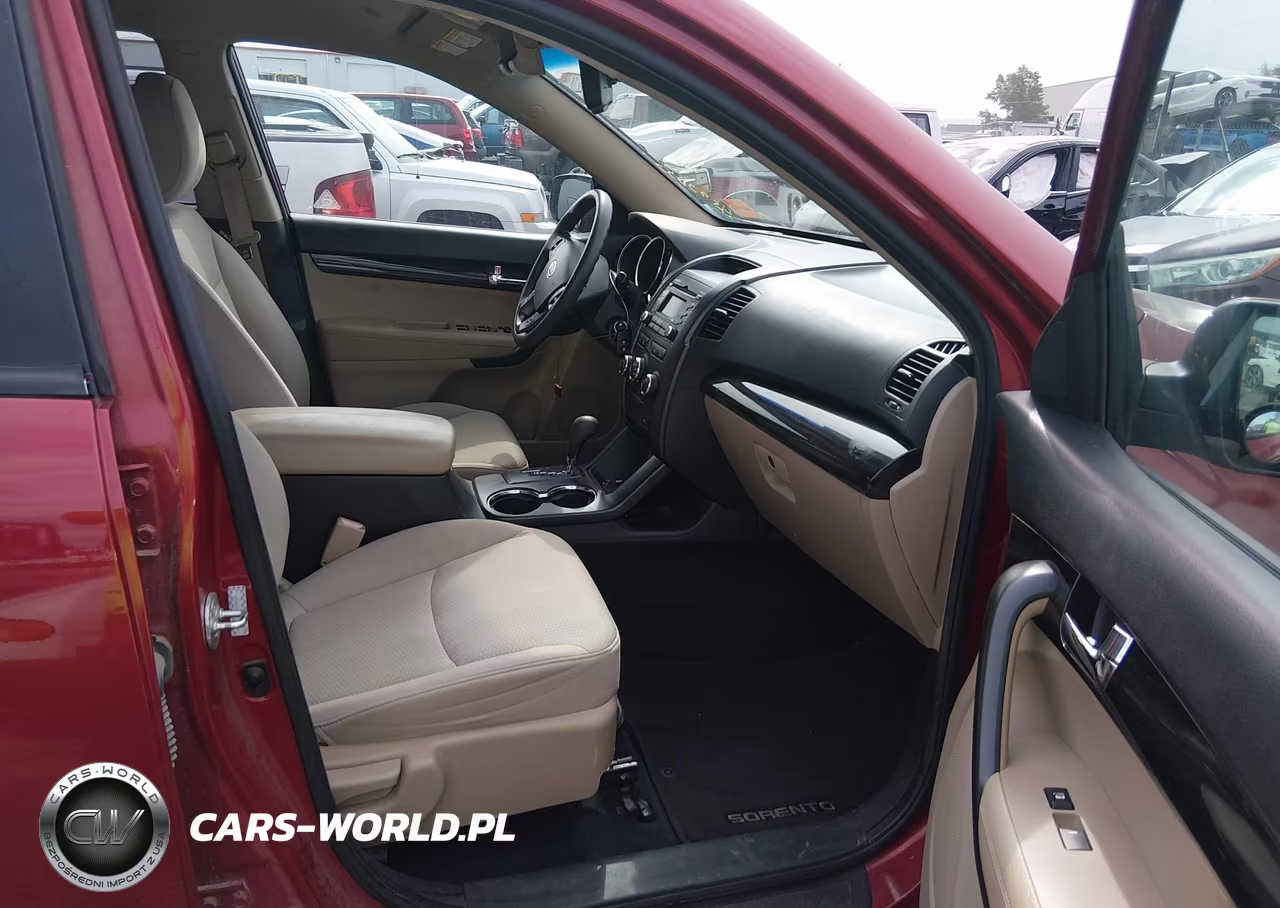 2011 Kia Sorento Lx VIN:5XYKT4A10BG075955 - 5
