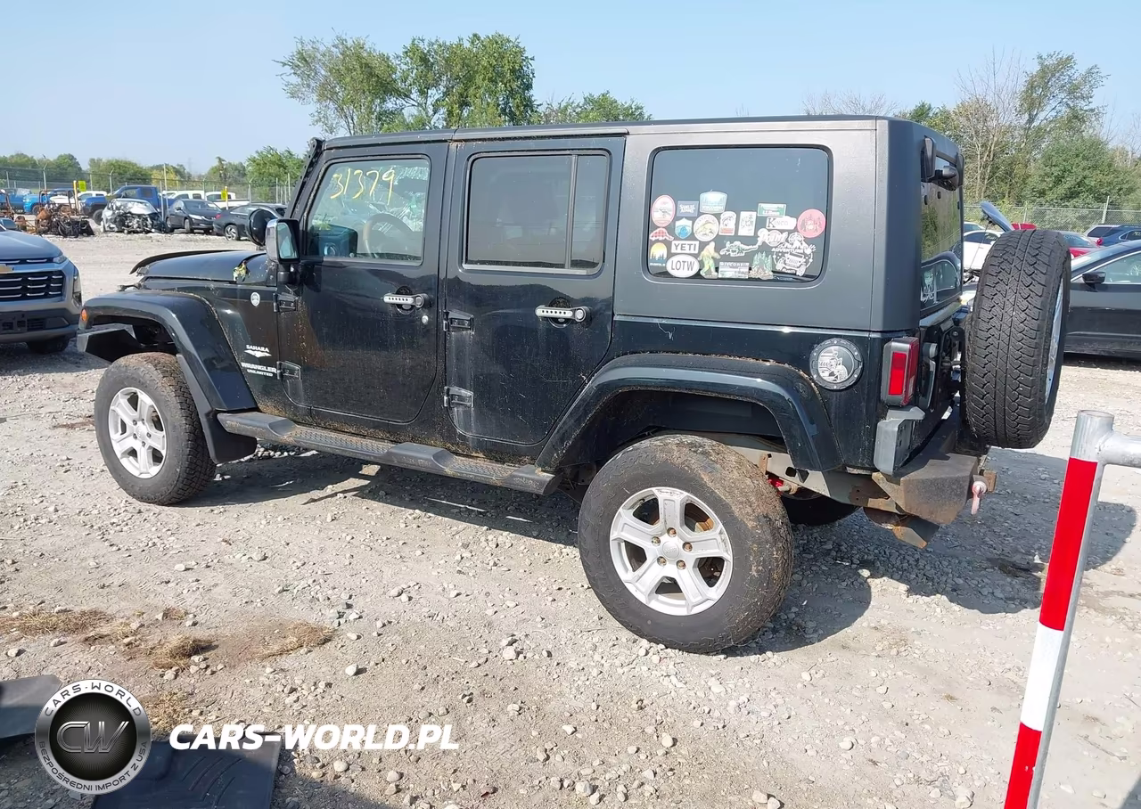 2010 Jeep Wrangler Unlimited Sahara VIN:1J4HA5H19AL146059 - 3