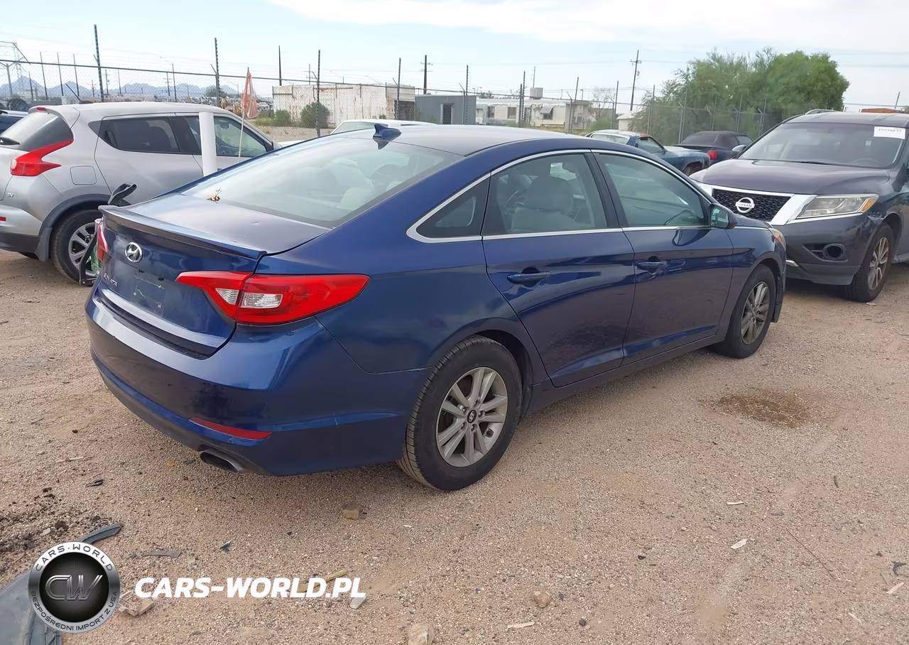 2016 Hyundai Sonata Se VIN:5NPE24AF7GH348501 - 4