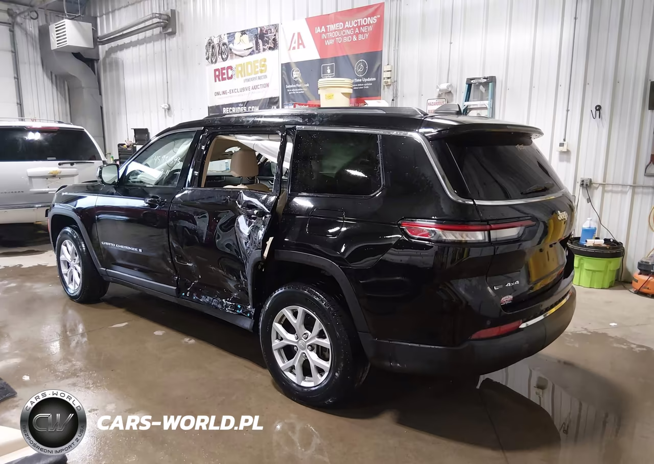 2022 Jeep Grand Cherokee L Limited 4X4 VIN:1C4RJKBG1N8545322 - 3