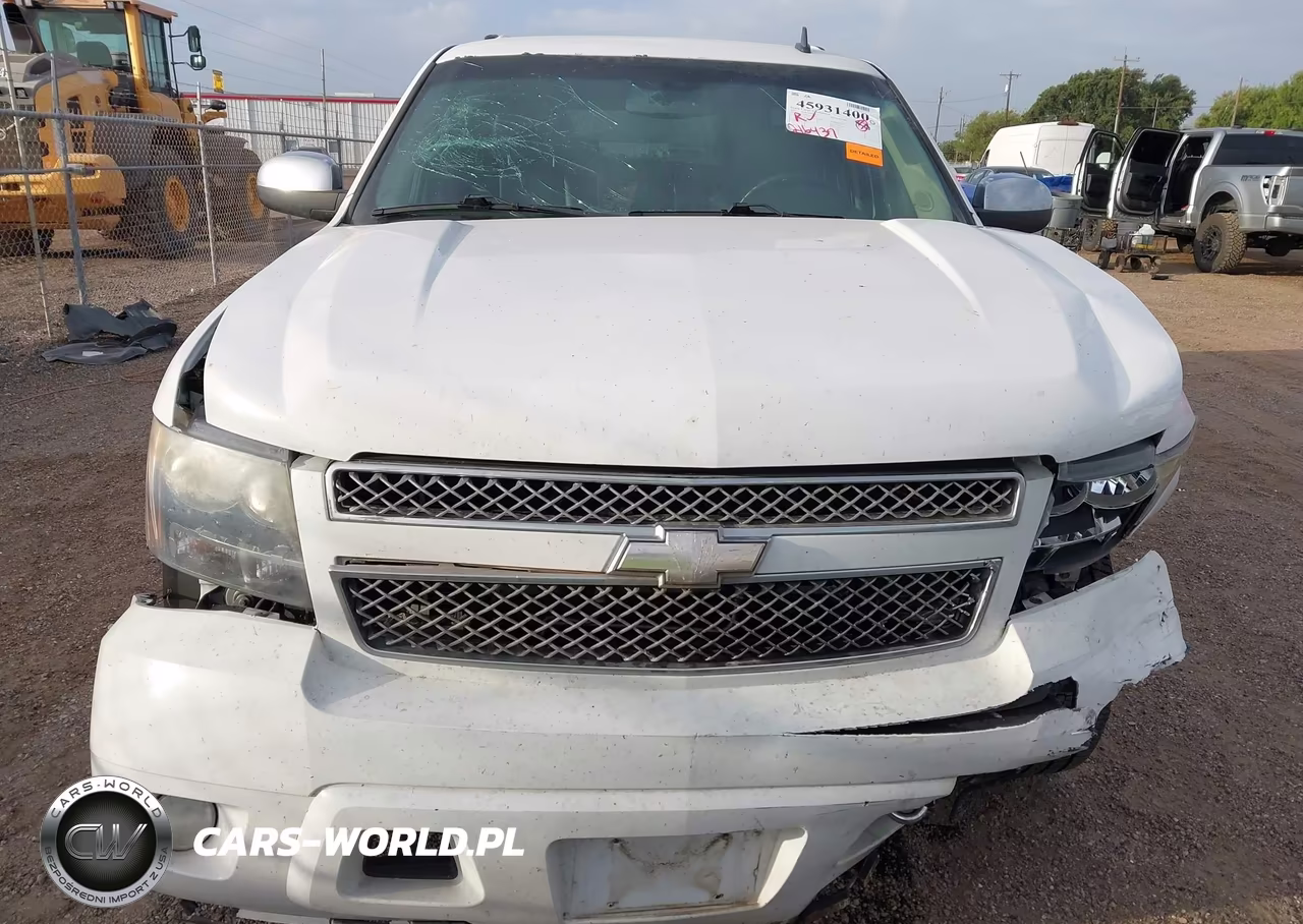 2012 Chevrolet Suburban Lt VIN:1GNSCJE06CR140074 - 13