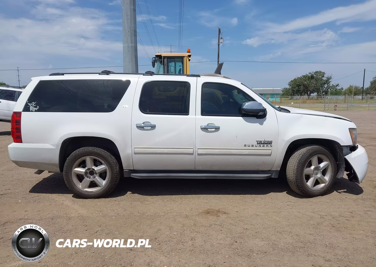 2012 Chevrolet Suburban Lt VIN:1GNSCJE06CR140074 - 14