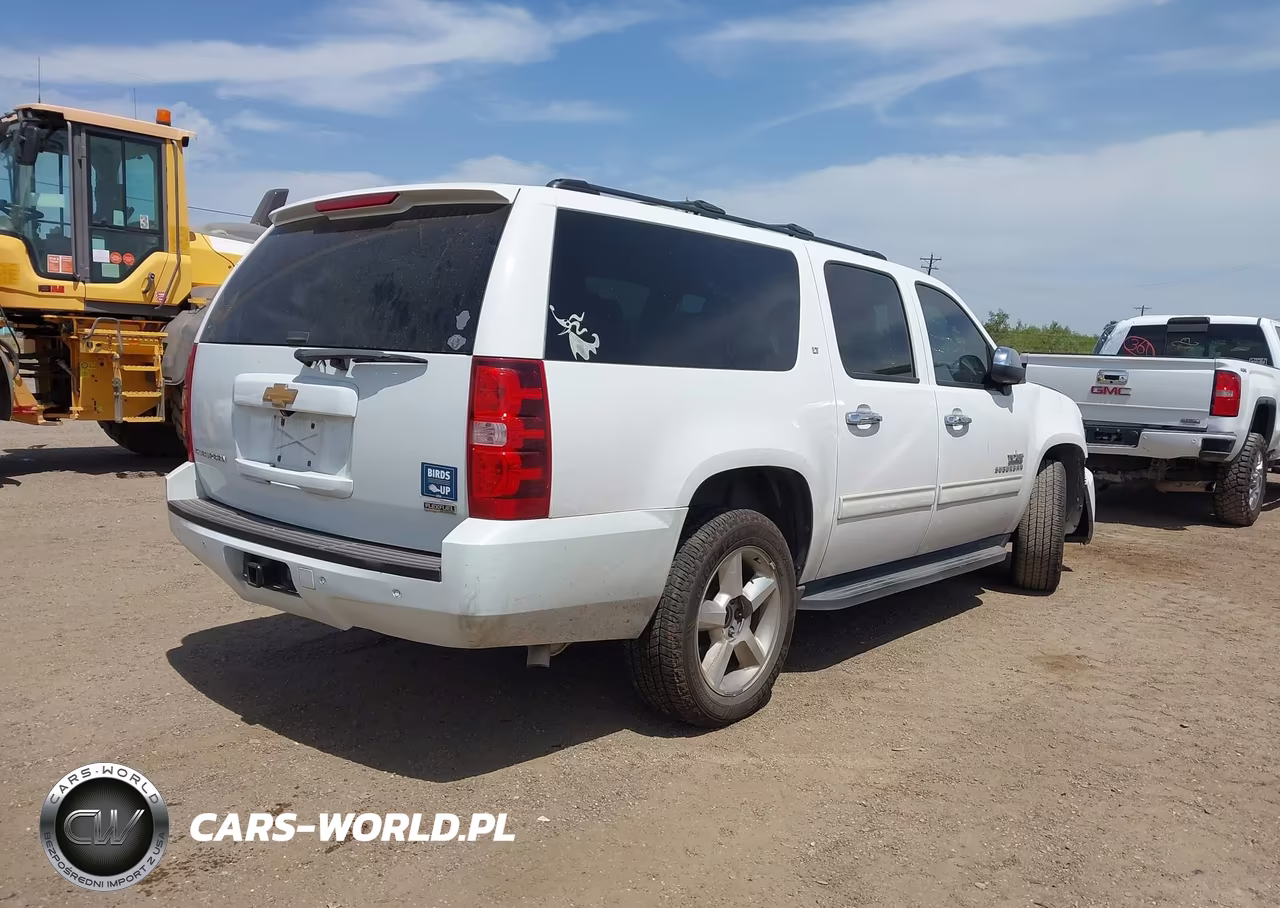 2012 Chevrolet Suburban Lt VIN:1GNSCJE06CR140074 - 4