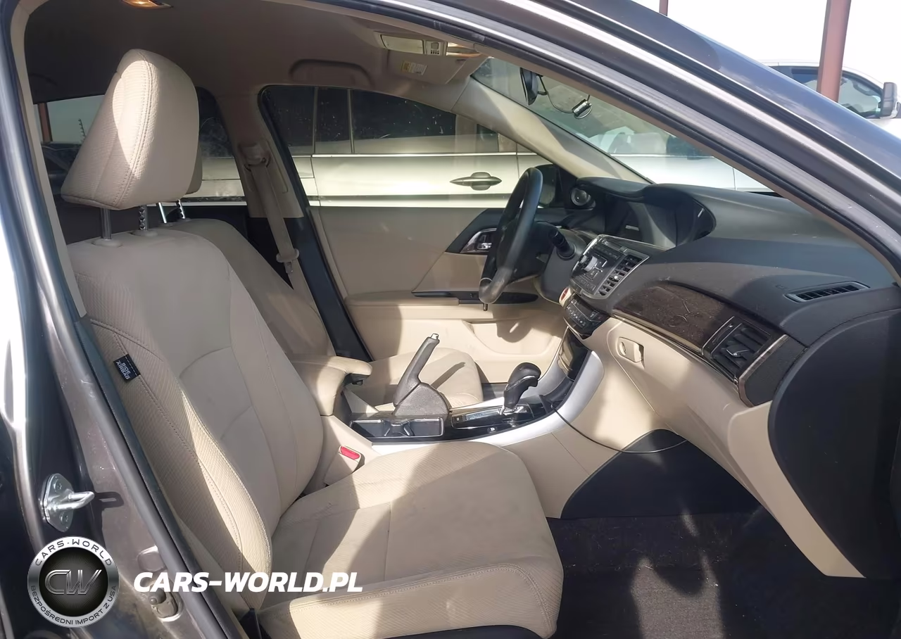 2017 Honda Accord Hybrid VIN:JHMCR6F37HC018995 - 5
