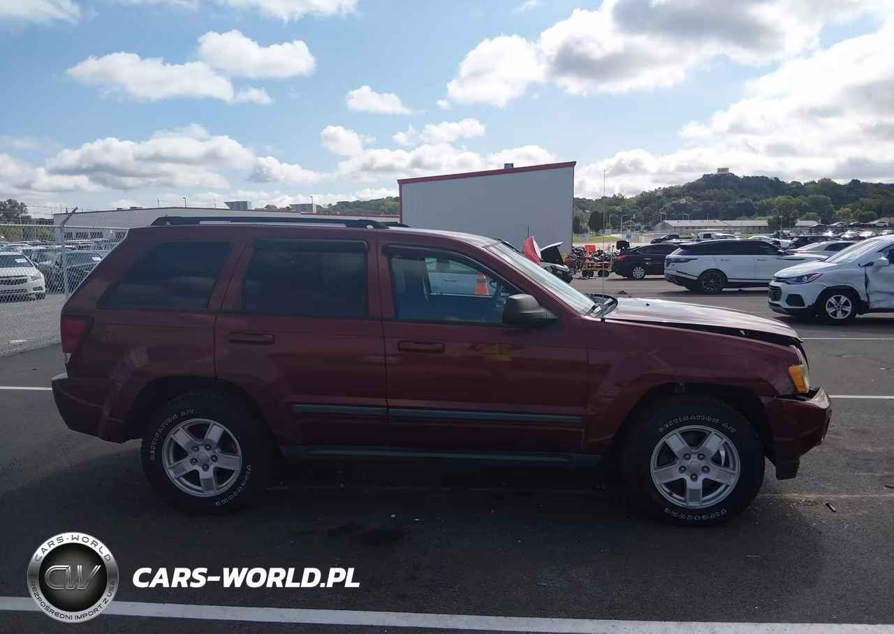 2007 Jeep Grand Cherokee Laredo VIN:1J8GR48K87C513483 - 13
