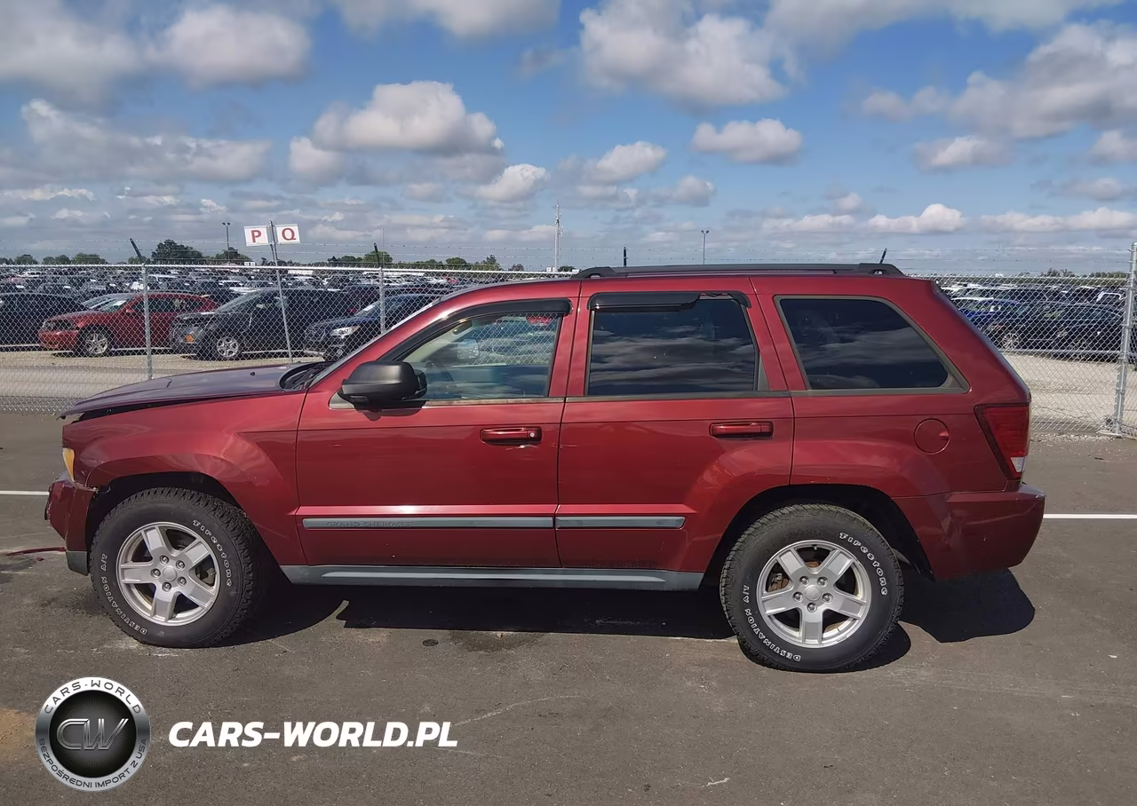 2007 Jeep Grand Cherokee Laredo VIN:1J8GR48K87C513483 - 14