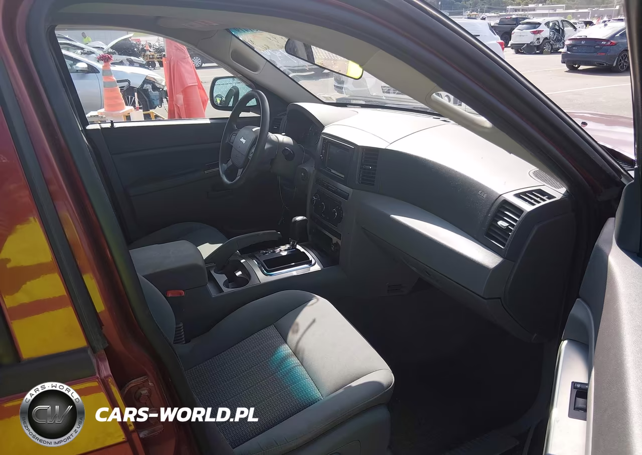 2007 Jeep Grand Cherokee Laredo VIN:1J8GR48K87C513483 - 5