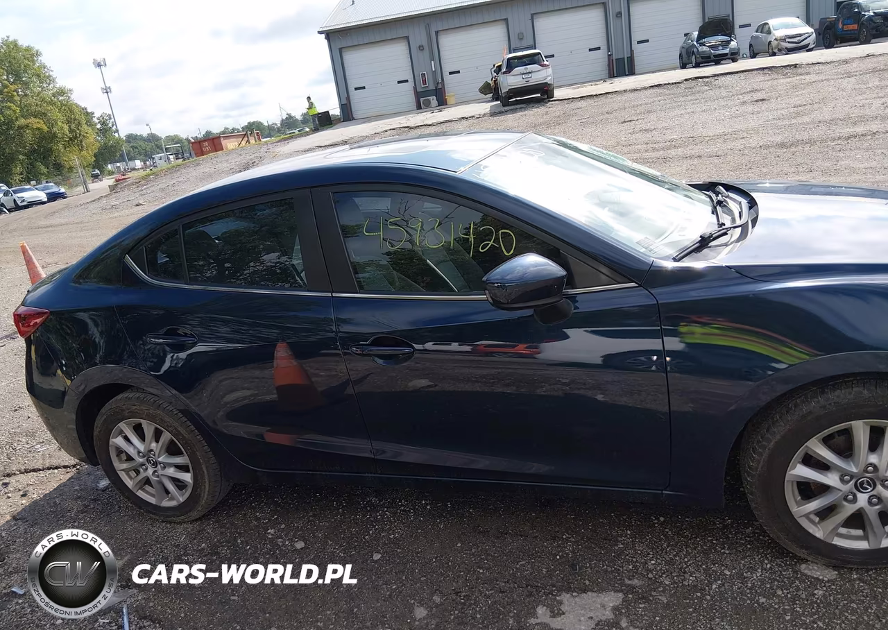 2016 Mazda Mazda3 I Touring VIN:JM1BM1V75G1333808 - 13