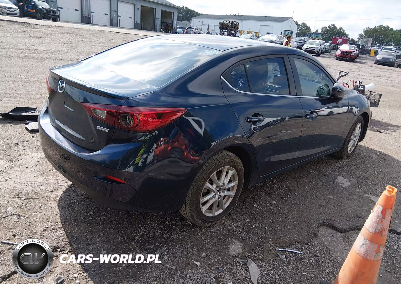 2016 Mazda Mazda3 I Touring VIN:JM1BM1V75G1333808 - 4