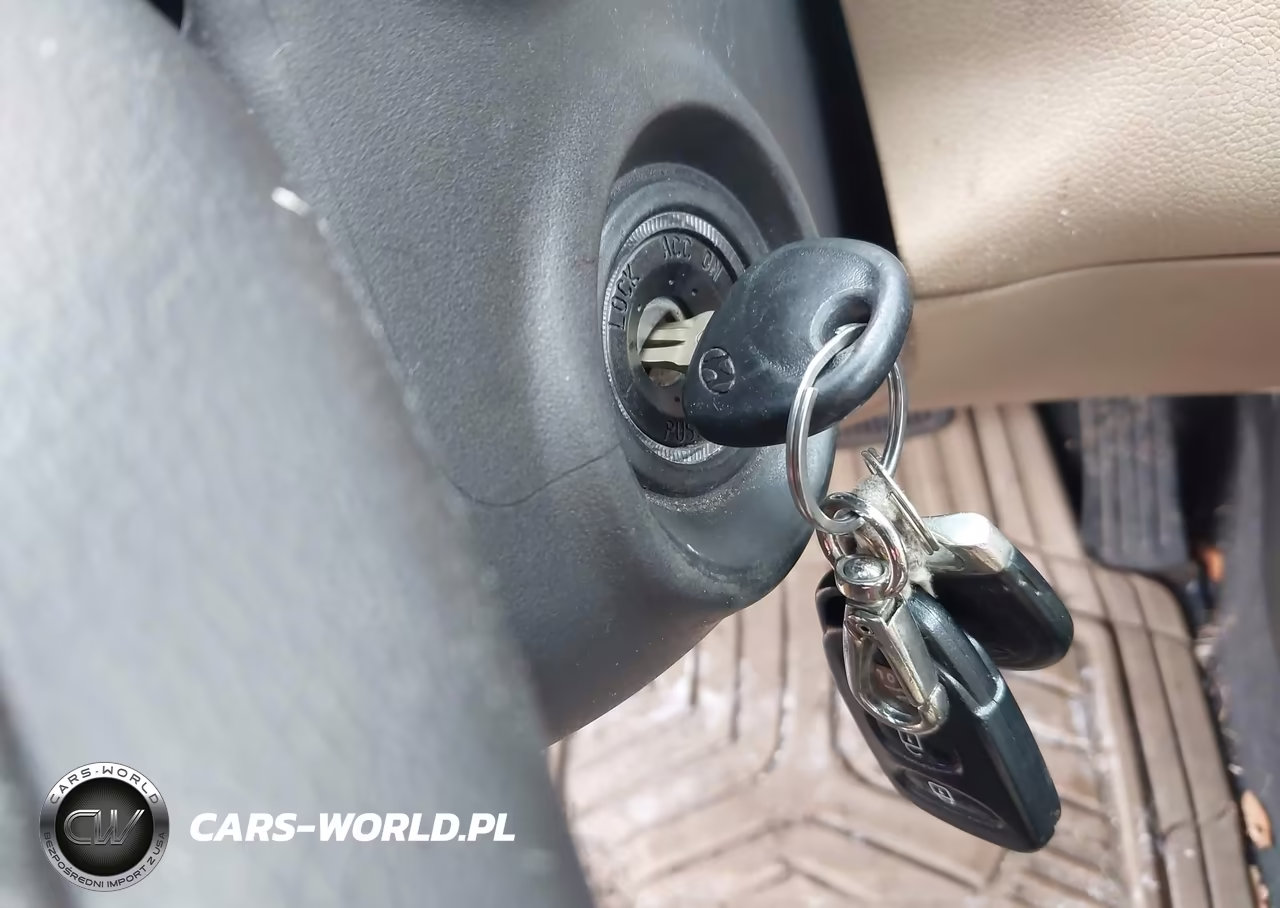 2012 Hyundai Elantra Gls VIN:5NPDH4AE6CH081170 - 11