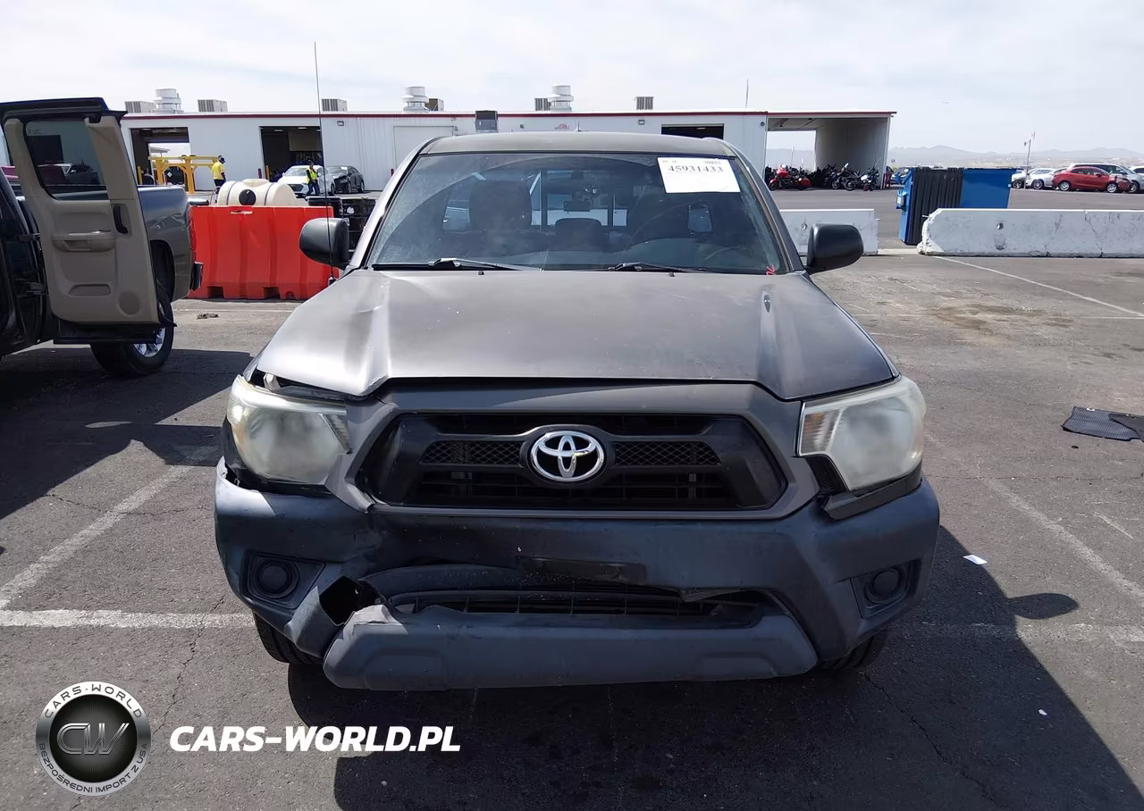 2012 Toyota Tacoma VIN:5TFNX4CN9CX013955 - 12