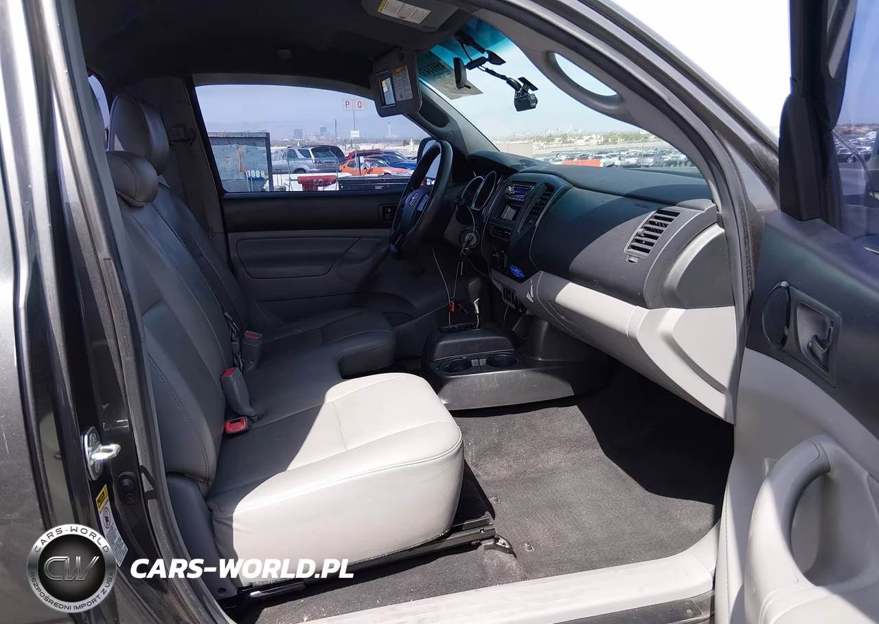 2012 Toyota Tacoma VIN:5TFNX4CN9CX013955 - 5