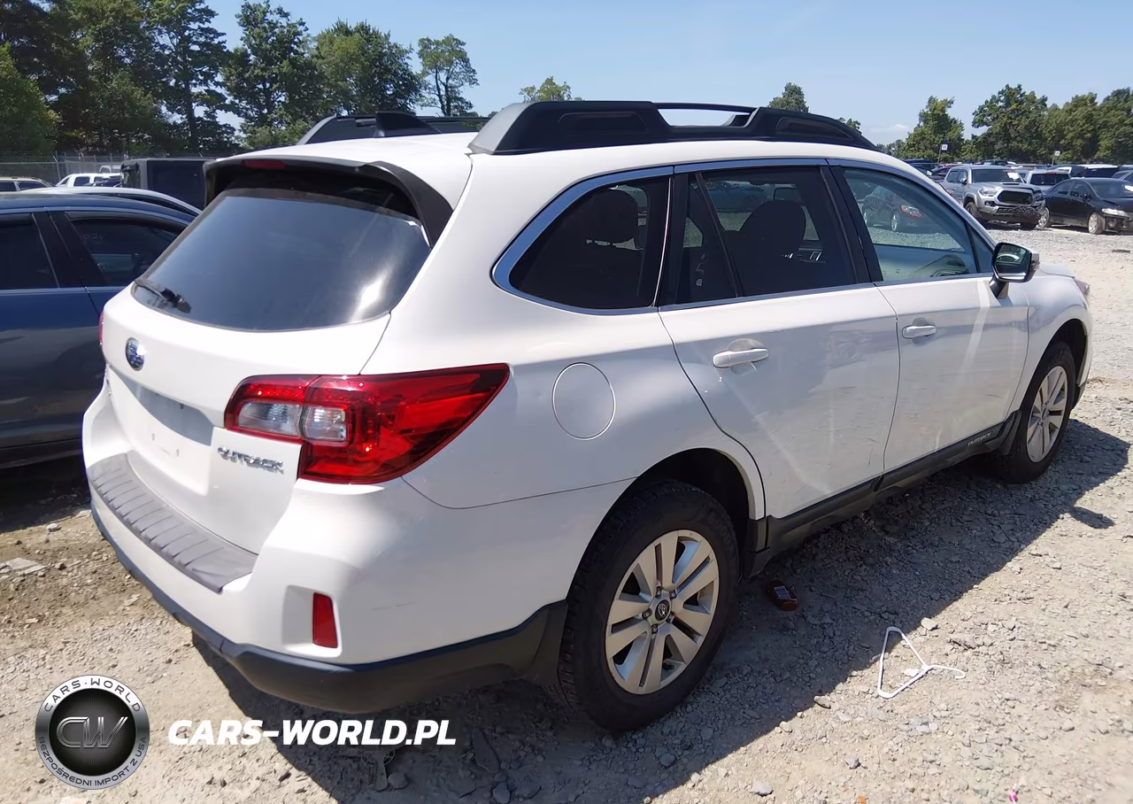 2016 Subaru Outback 2.5I Premium VIN:4S4BSBFC6G3343979 - 4