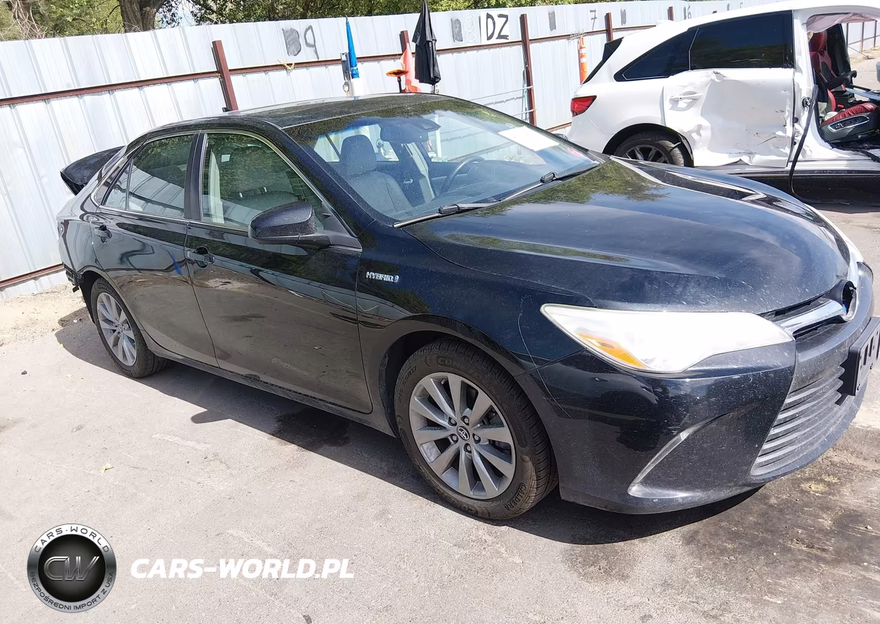 2016 Toyota Camry Hybrid Xle